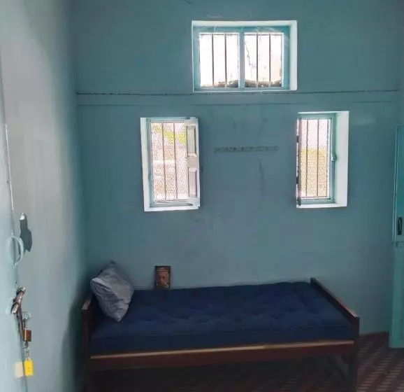 Pension Shanthi House
