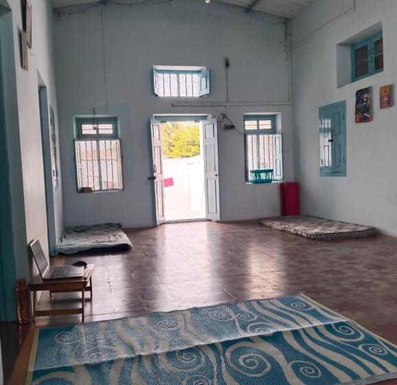 Pensão Shanthi House