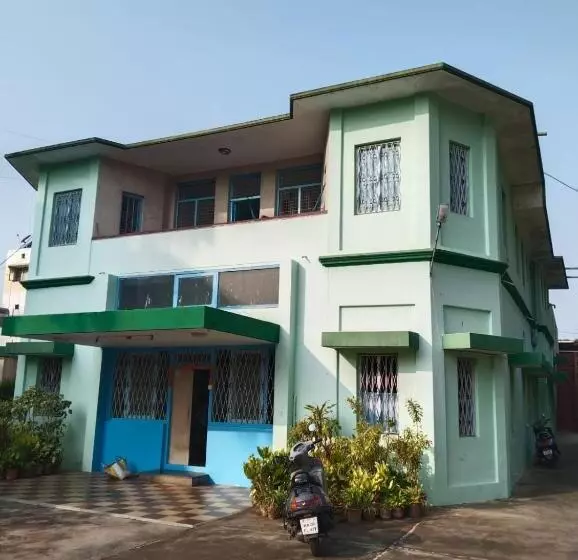 Pension Shanthi House