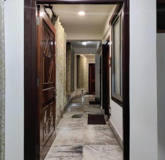 Отель Goroomgo Kasturi Palace Darjeeling Luxury Room With Parking Facilities Best Seller