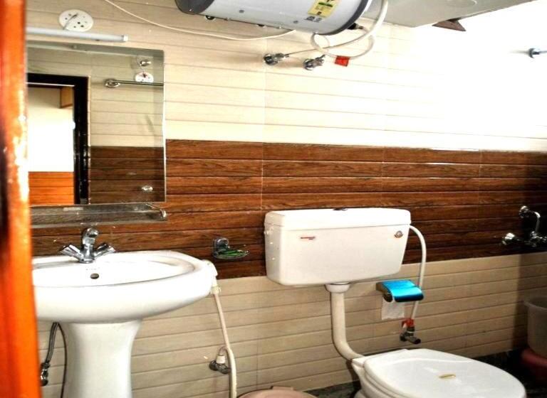 Отель Goroomgo Kasturi Palace Darjeeling Luxury Room With Parking Facilities Best Seller