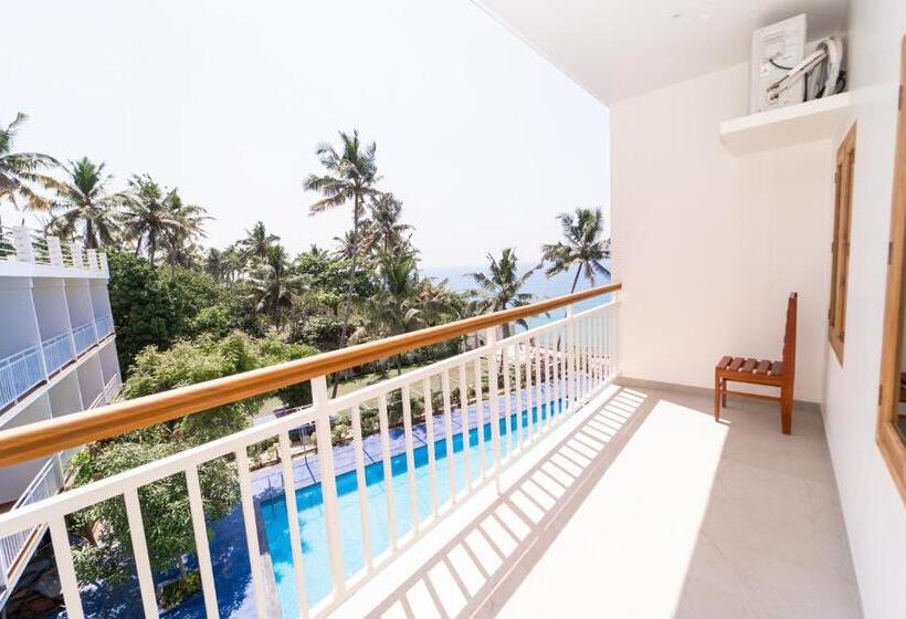 Skylar Seaview Beach Resort & Ayurveda Varkala