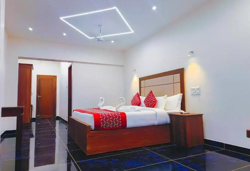 Skylar Seaview Beach Resort & Ayurveda Varkala
