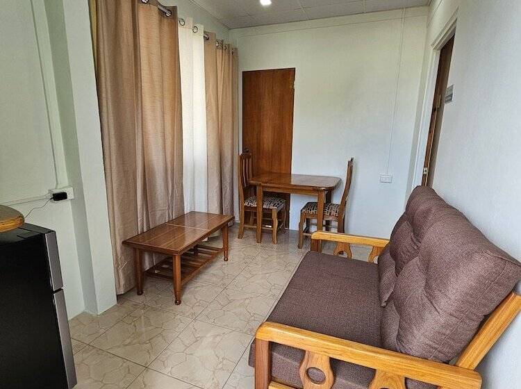 تختخواب و صبحانه Beres Vale Apartments