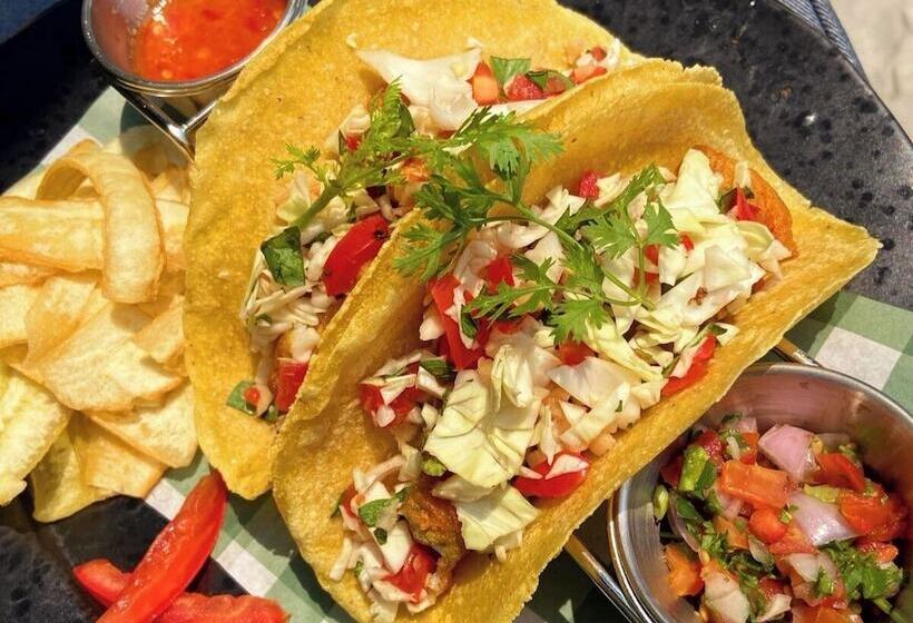 Отель La Bonita Chiang Mai