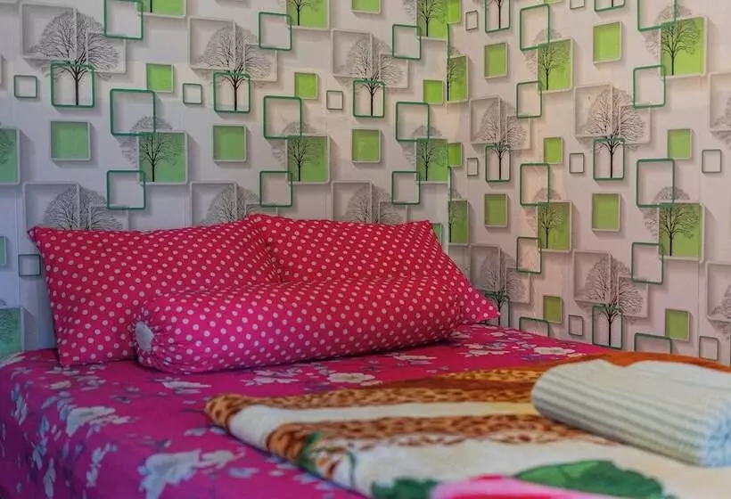 ペンション Puncak Rinjani Lodge