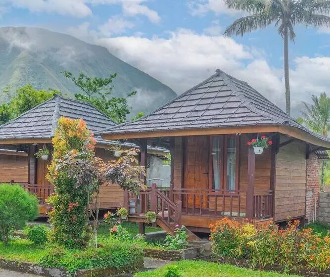 ペンション Puncak Rinjani Lodge