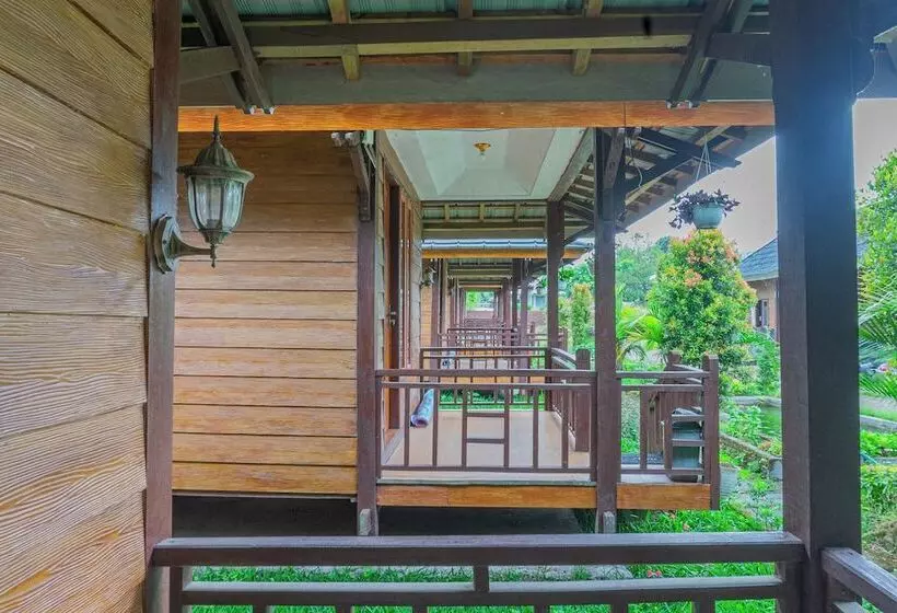 ペンション Puncak Rinjani Lodge