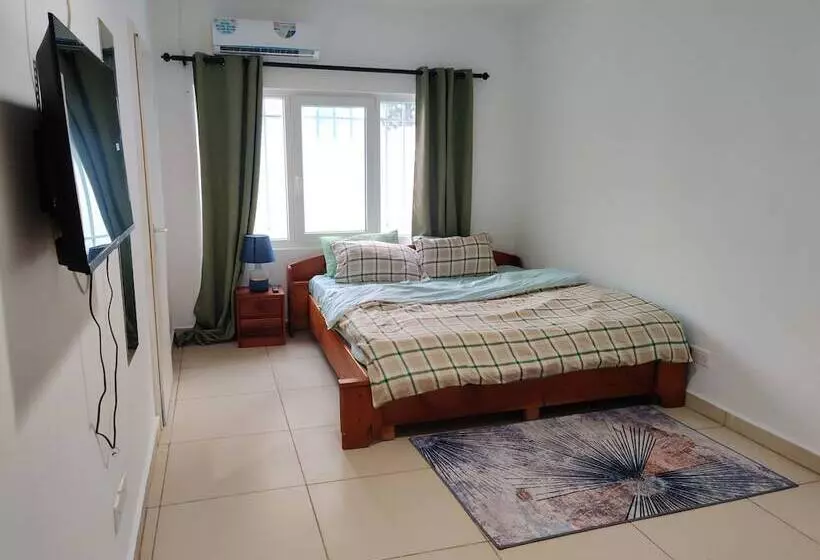 Majatalo Beach Road Oasis