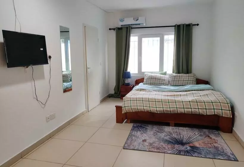 Majatalo Beach Road Oasis