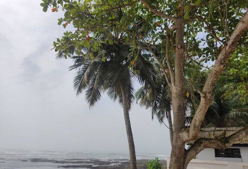 بنسيون Beach Road Oasis