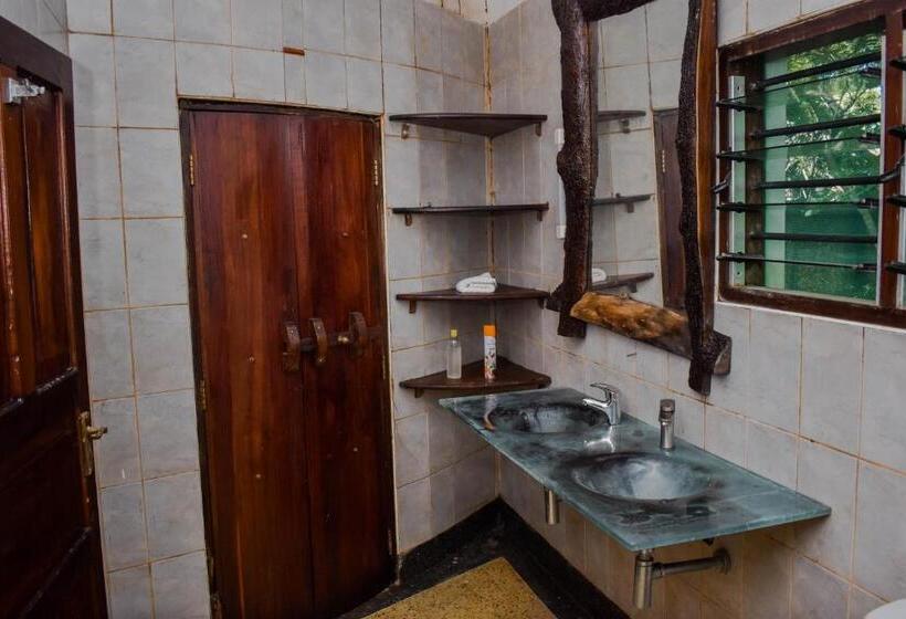 تختخواب و صبحانه Spice Of The Coast