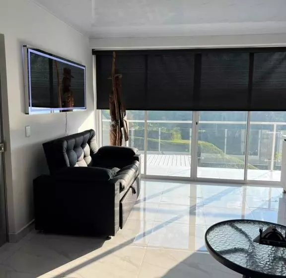 Majatalo Hermosa Habitación 202!!