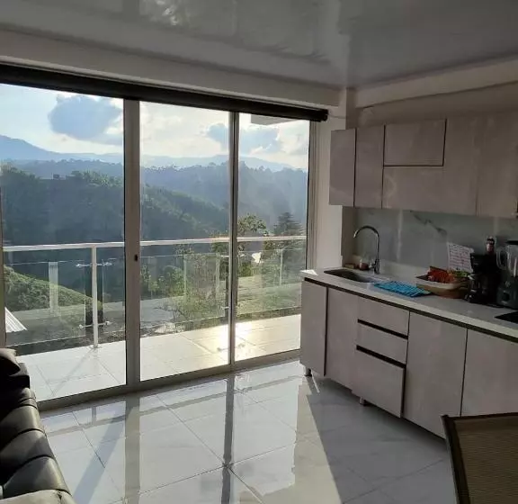 Majatalo Hermosa Habitación 202!!