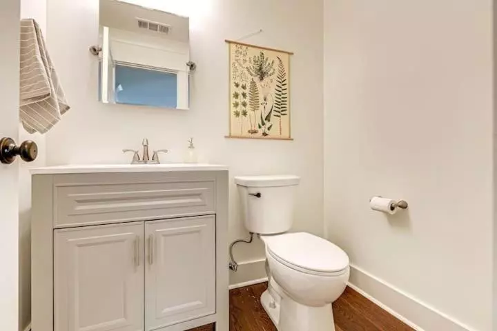 ユースホステル 2 Br Highland House Of Historic Dwtn Franklin