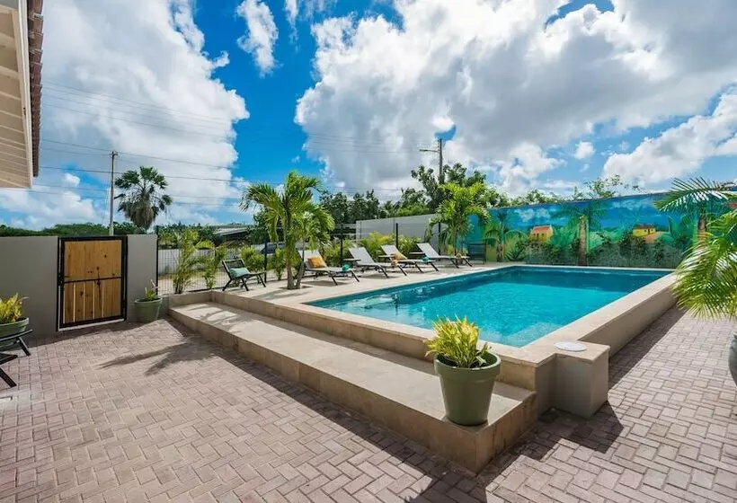 هتل Casita Palma By Boutique Bonaire Unique Resorts