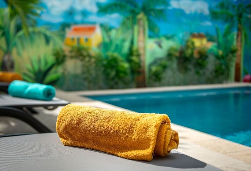 هتل Casita Palma By Boutique Bonaire Unique Resorts