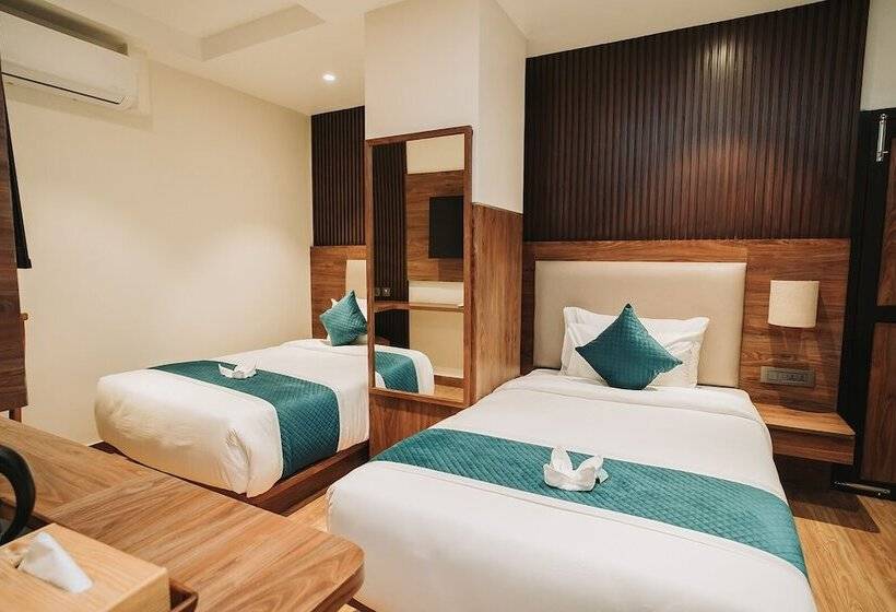 هتل Dees Boutique