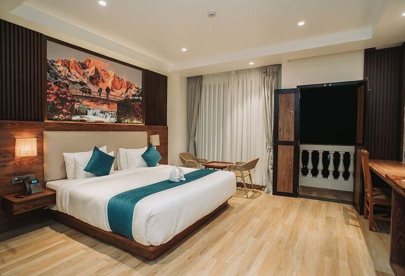 هتل Dees Boutique