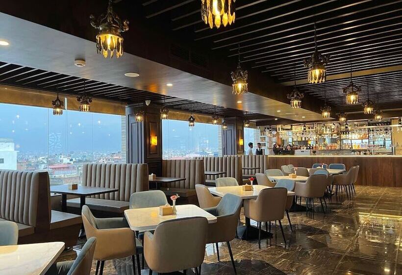 هتل Dees Boutique