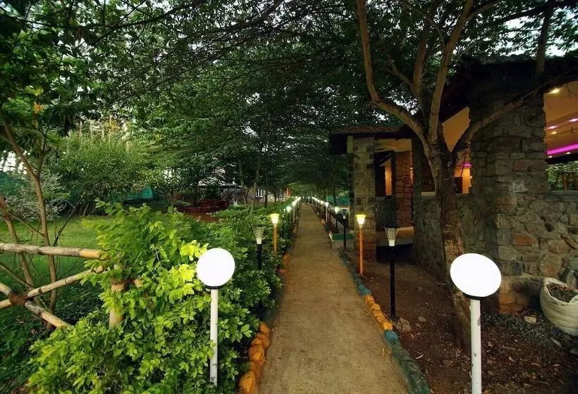 Hotelli Hillside Spring Valley Resort Masinagudi