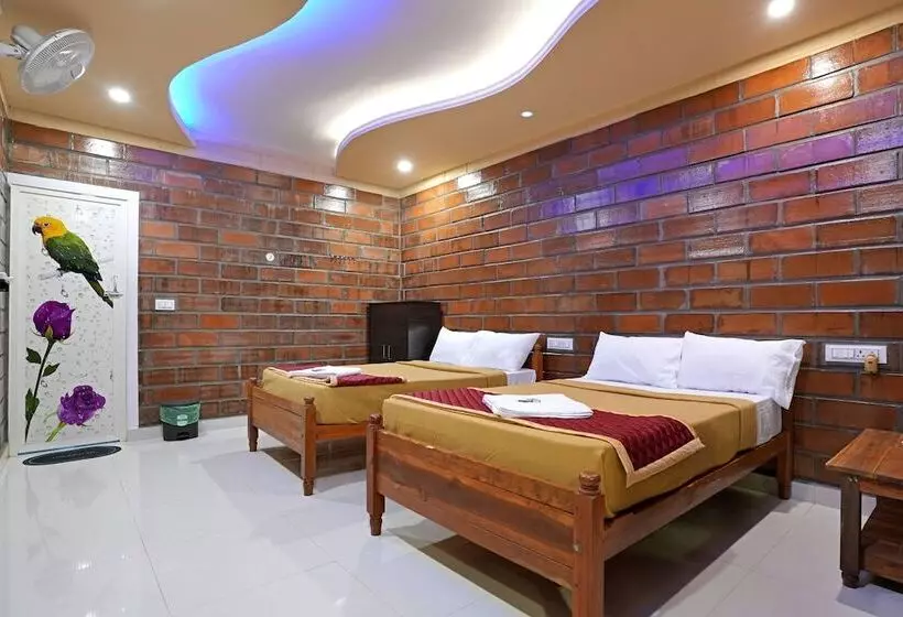 Hotelli Hillside Spring Valley Resort Masinagudi