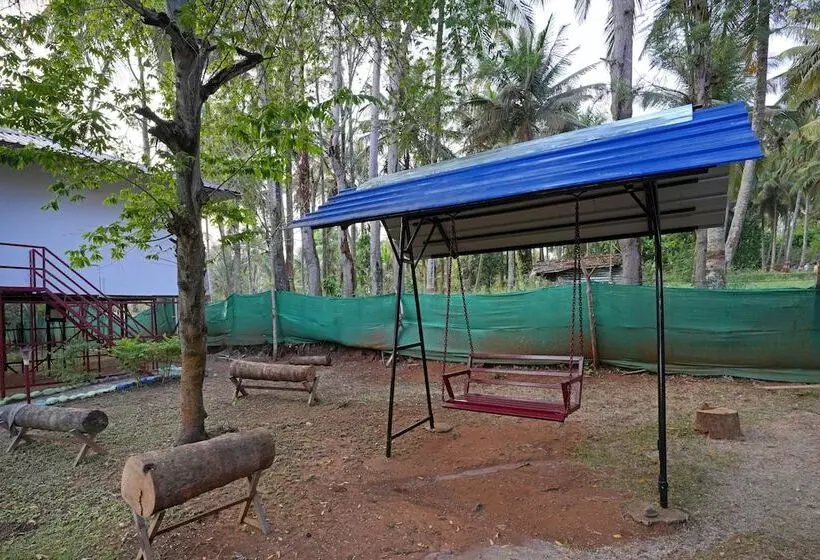 Hotelli Hillside Spring Valley Resort Masinagudi