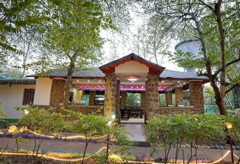 Hotelli Hillside Spring Valley Resort Masinagudi