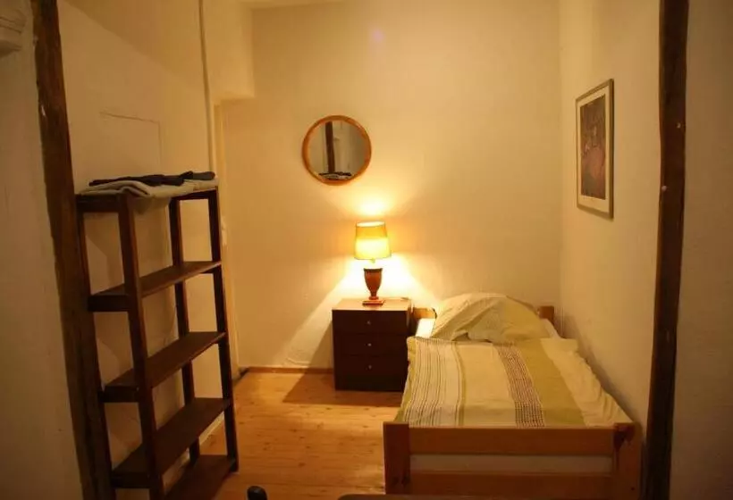 ペンション Paschen Monteurzimmer