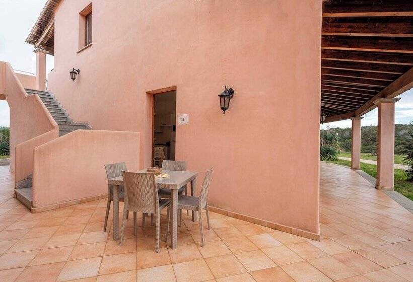 Résidence Pierre & Vacances Vignola Mare