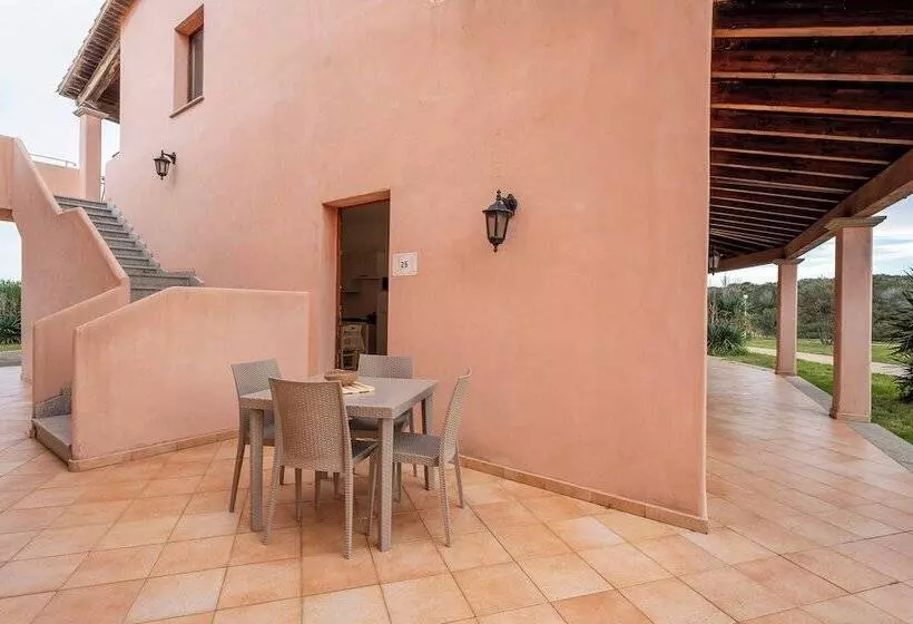 Résidence Pierre & Vacances Vignola Mare