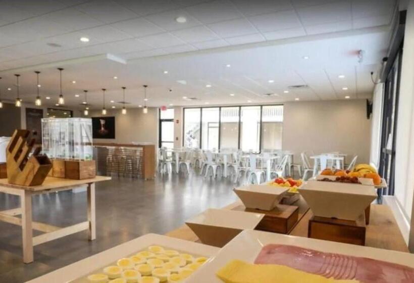 هاستل Bposhtels Orlando Disney