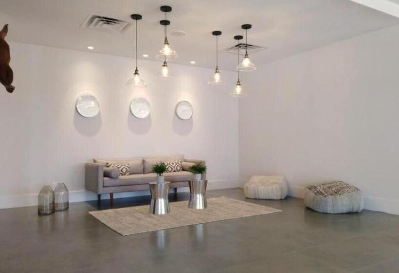 هاستل Bposhtels Orlando Disney