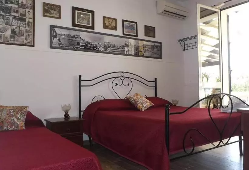 تختخواب و صبحانه Beb Nonno Baffo