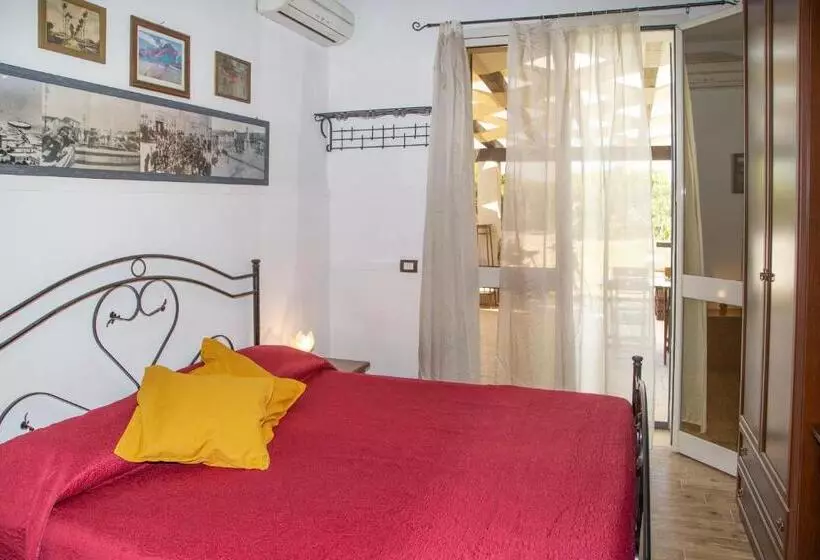 تختخواب و صبحانه Beb Nonno Baffo