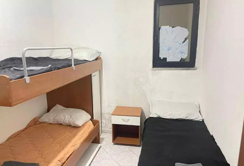 ペンション Marina Di San Lorenzo Guest House