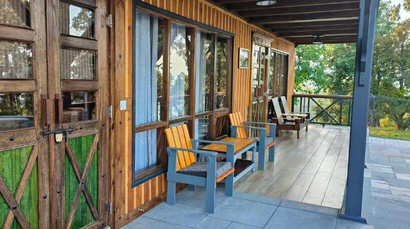 אתר נופש Manila Hideaway