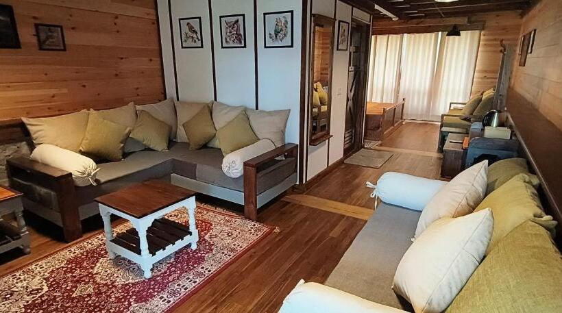 אתר נופש Manila Hideaway