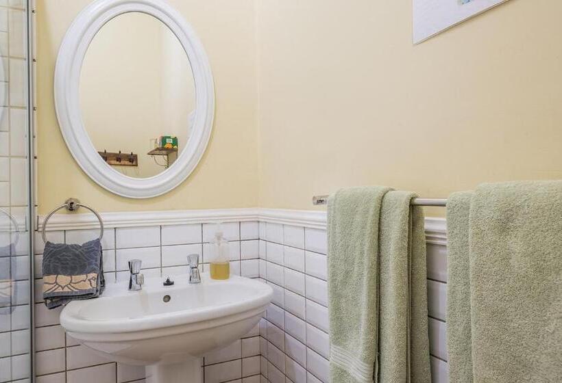 تختخواب و صبحانه Alte Villa Boutique