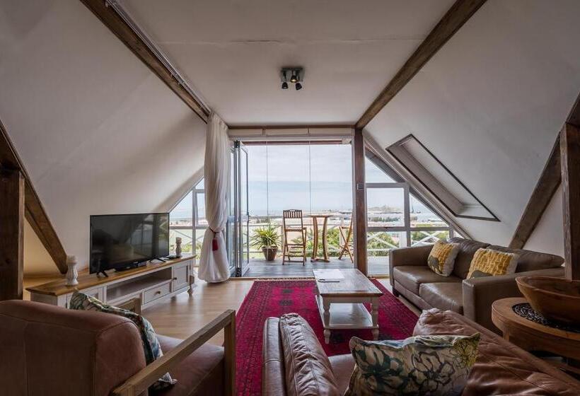 تختخواب و صبحانه Alte Villa Boutique