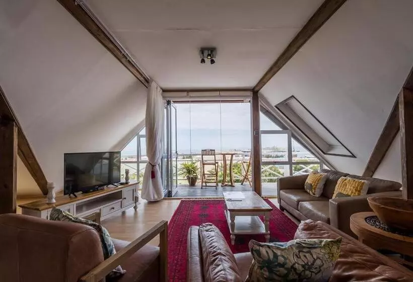 تختخواب و صبحانه Alte Villa Boutique