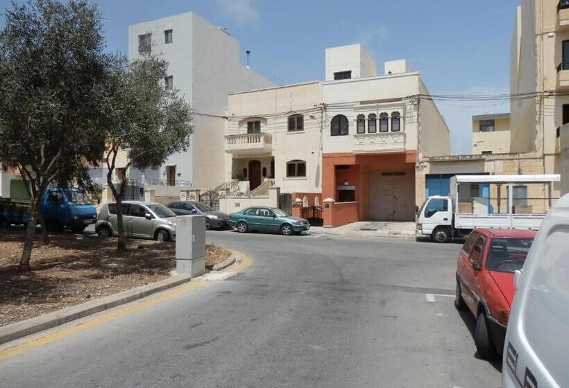 تختخواب و صبحانه Black Gold Private Room