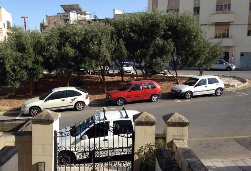 تختخواب و صبحانه Black Gold Private Room