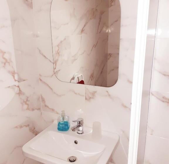 تختخواب و صبحانه Black Gold Private Room