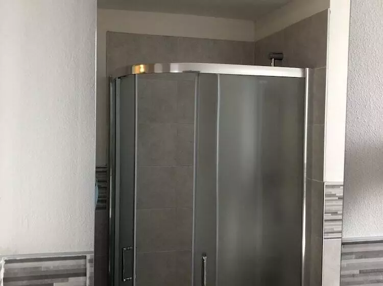 تختخواب و صبحانه Mita Milano Rooms With Terrace