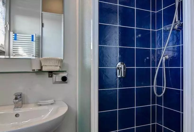 تختخواب و صبحانه Mita Milano Rooms With Terrace
