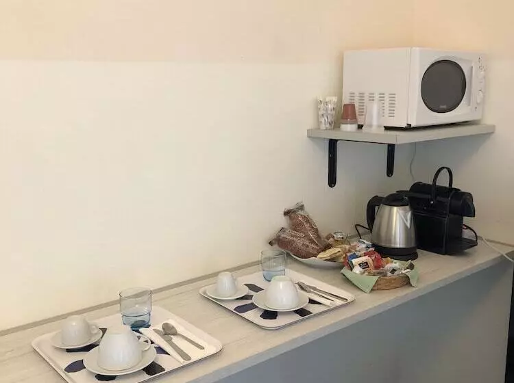 تختخواب و صبحانه Mita Milano Rooms With Terrace
