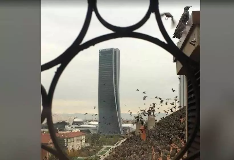 تختخواب و صبحانه Mita Milano Rooms With Terrace