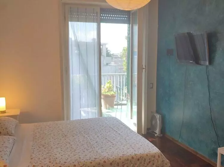 تختخواب و صبحانه Mita Milano Rooms With Terrace