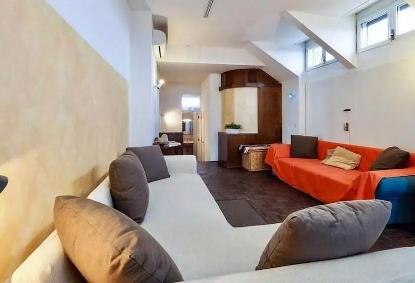 تختخواب و صبحانه Mita Milano Rooms With Terrace